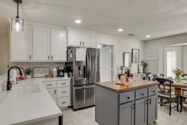 House (3 Bedrooms) | Interior - Near Attractions: Family-friendly Lubbock Home! (Lubbock)