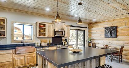 Hunters' Home Base! Cabin in White Mountains