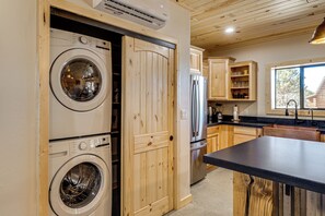 House (1 Bedroom) | Interior - Hunters' Home Base! Cabin in White Mountains (Eagar)