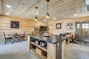 House (1 Bedroom) | Interior - Hunters' Home Base! Cabin in White Mountains (Eagar)