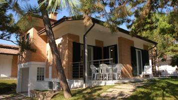 Villa, 3 Bedrooms, Patio, Garden View | Garden