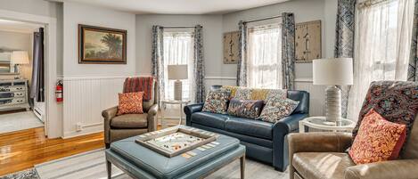 Apartment (3 Bedrooms) | Front of property