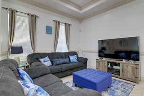 Interior - Steps to Pool & Beach! South Padre Island Getaway (South Padre Island)