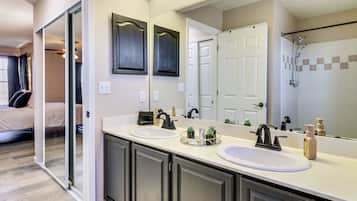 Rumah (3 Bedrooms) | Interior