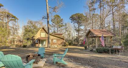 Lake Days on Sam Rayburn! Wooded Retreat w/ Yard