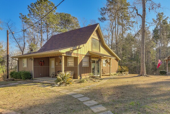 House (3 Bedrooms) | Front of property