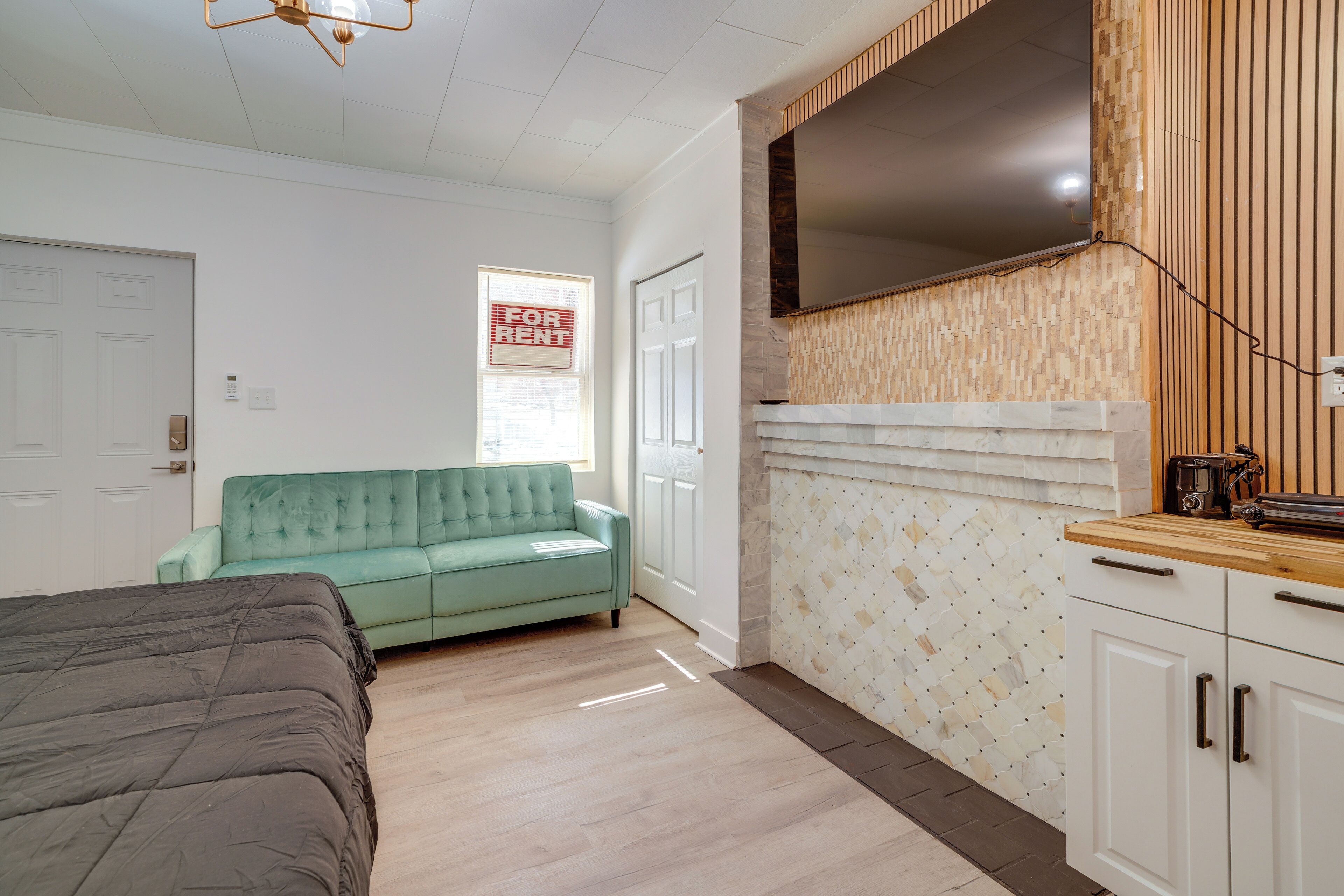 Apartment (0 Bedroom) | Interior