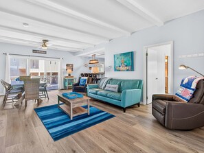 House, 4 Bedrooms | Living area - Barefoot At The Lehmans Rp14 4 Bedroom Home (Rockport)
