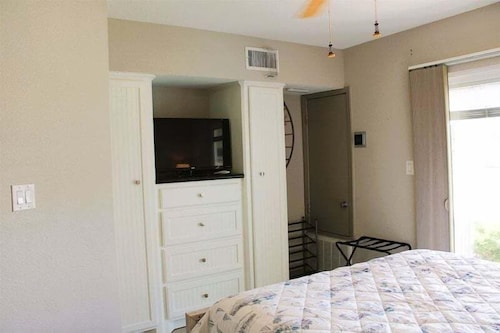 Lighthouse Landing At Kontiki Kc111 1 Bedroom Condo