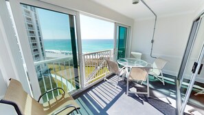 Condo, 2 Bedrooms | Dining - Shoreline Towers 2072 2 Bedroom Condo (Destin)