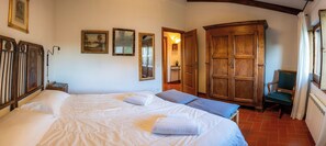 3 camere, Wi-Fi gratuito