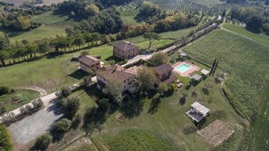 Exterior - Plum – Two-Level Apartment in Tuscan Farmhouse with Swimming Pool, 2 Bedrooms (Castelfiorentino)