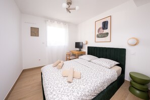 Fer et planche à repasser, Wi-Fi, draps fournis