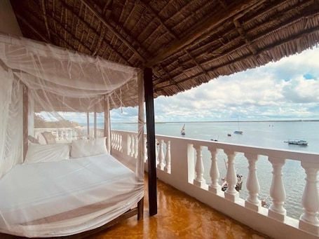 Superior Double Room | Balcony. Stopover Guest House Shela