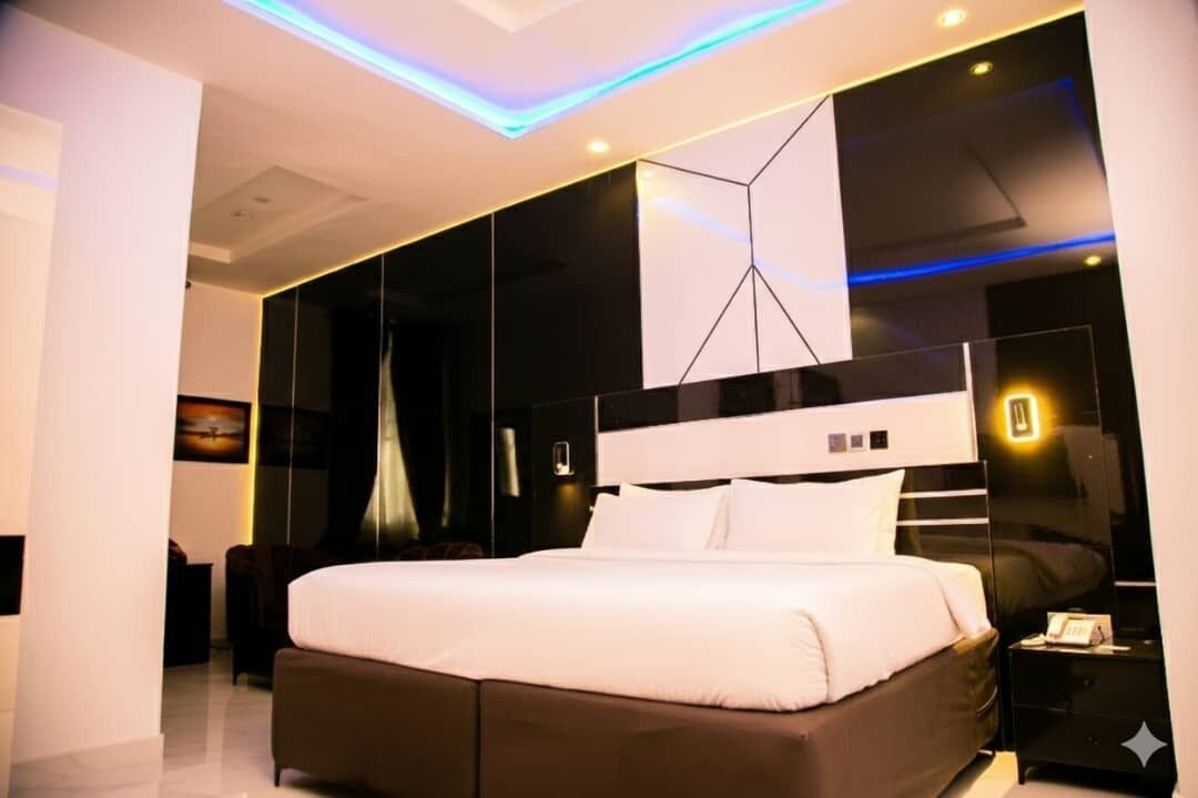 Desk, laptop workspace, free WiFi