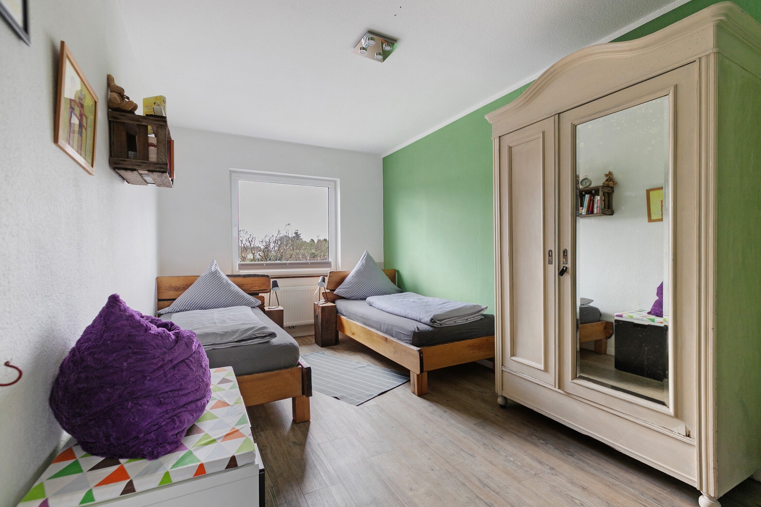 Strykjärn/strykbräda, wi-fi och sängkläder