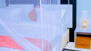 مكتب ومساحة عمل للكمبيوتر المحمول وواي فاي مجانًا