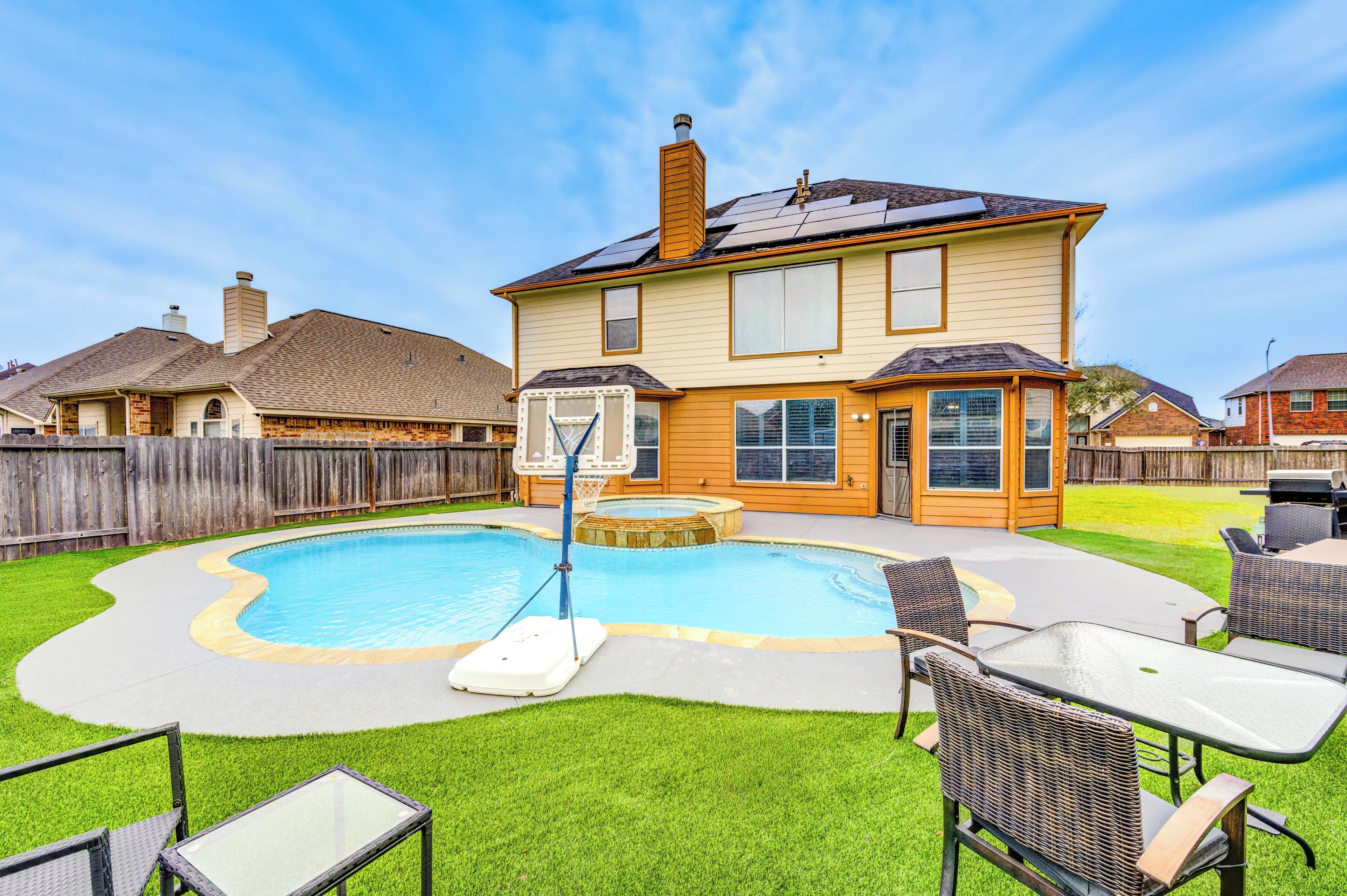 Outdoor pool, a heated pool