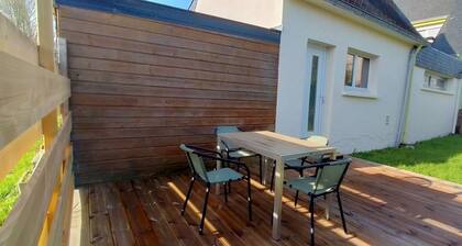 Small house in quiet town center close to shops