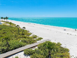 On the beach - White Sands 25 | Beachfront Elegance on West Gulf Drive (Sanibel Island)