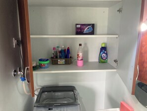 Interior - Beautiful 2-bedroom apartment with AC in charming Chennai-15 minute from Airport (Chennai)
