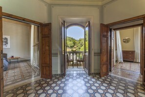 Interior - Villa Liberty: Historic Villa with Private Pool & Period Frescoes (Parrana San Martino)