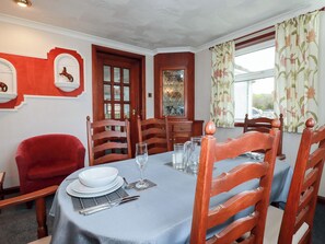 Dining - The Bungalow (St Austell)