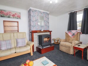 Living area - The Bungalow (St Austell)