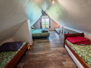 6 bedrooms, iron/ironing board, internet, bed sheets - Le gite loustaou d'élisa swimming pool jacuzzi billiards babyfoot party evjf evjg wedding (Lestelle-Bétharram)