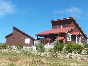 Exterior - Le Nanou's 2-5 persons with jacuzzi (Capesterre-de-Marie-Galante)