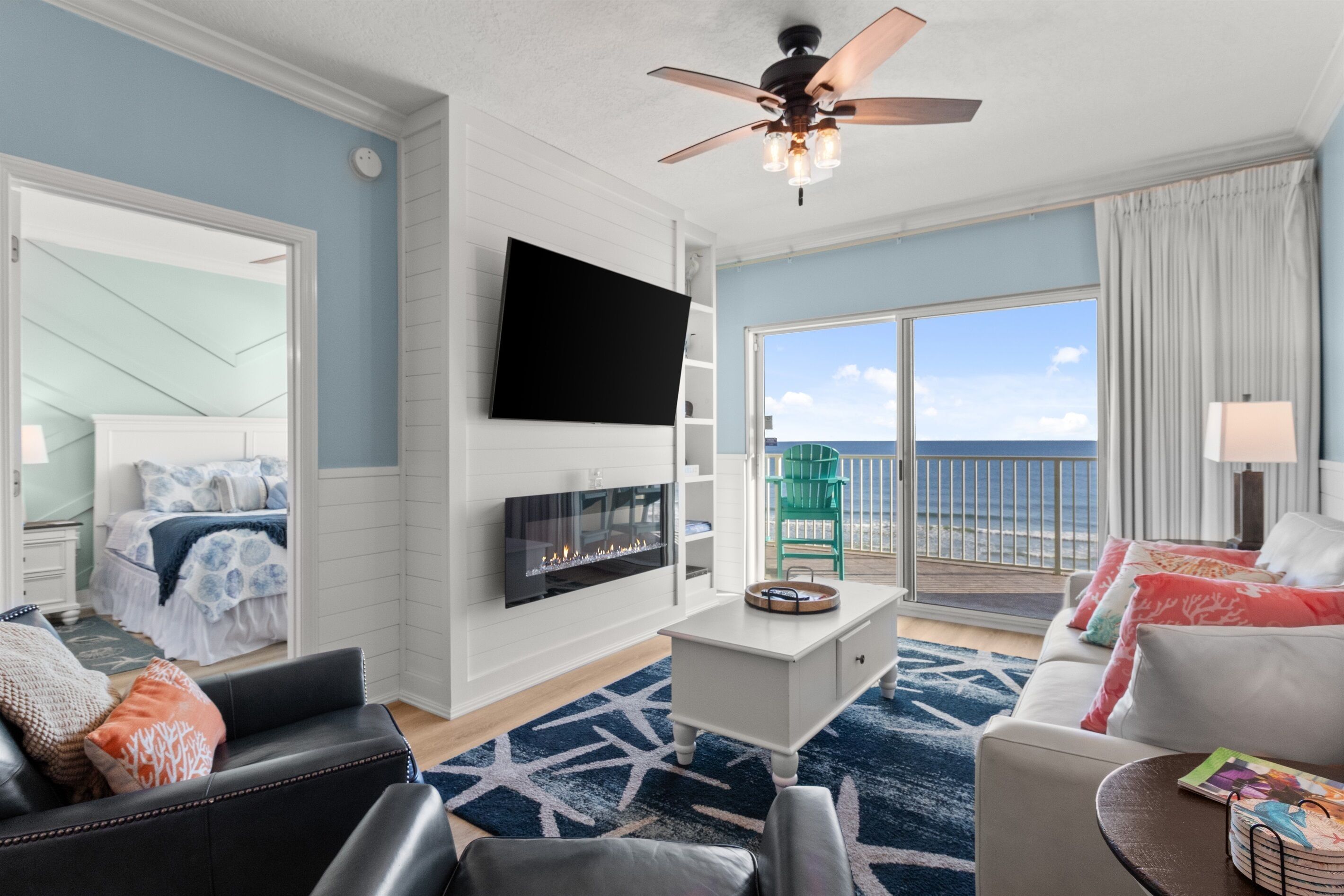 2 chambres, bureau, fer et planche à repasser, lit parapluie