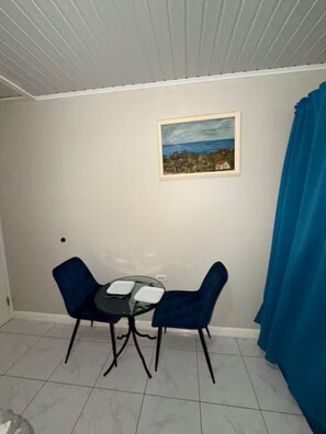 Dining - Enjoyable studio with AC in charming San Nicolas (San Nicolas)