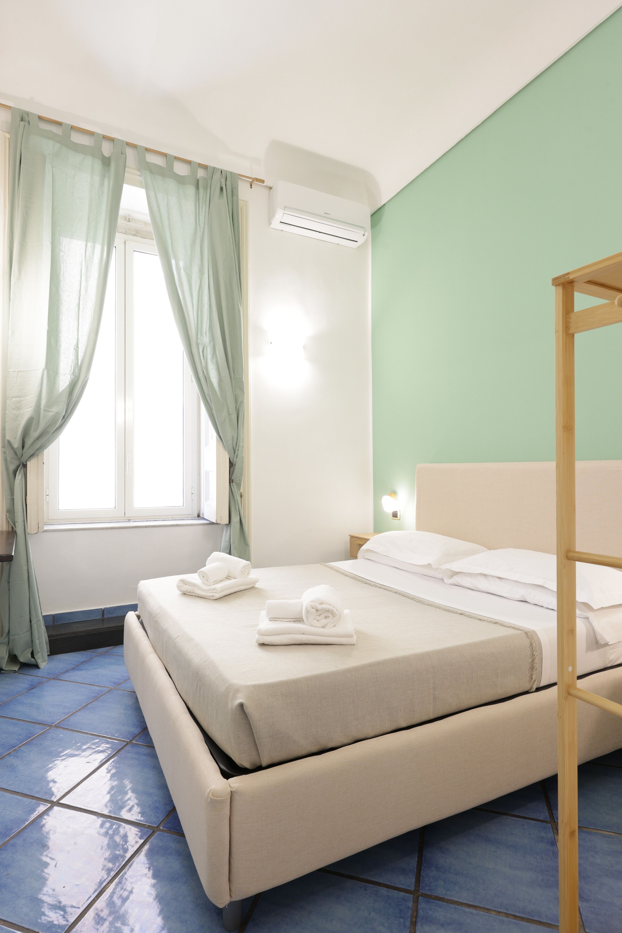 Blackout curtains, iron/ironing board, free WiFi