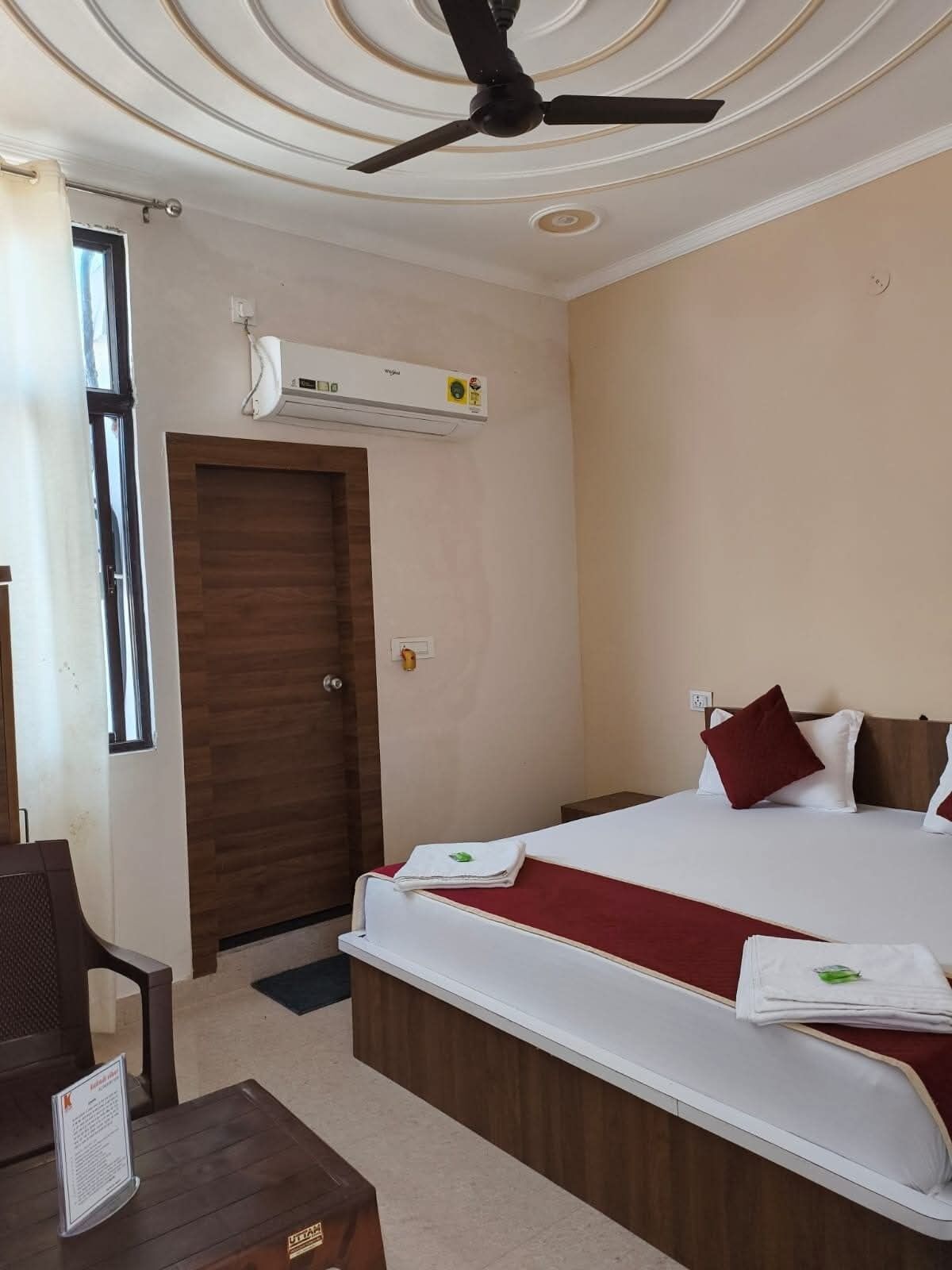 Værelse til 3 personer - byudsigt | Gratis Wi-Fi