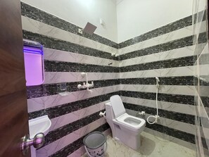 Bathroom - Karshni Home stay (Vrindavan)