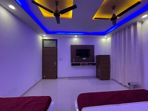 Free WiFi - Karshni Home stay (Vrindavan)