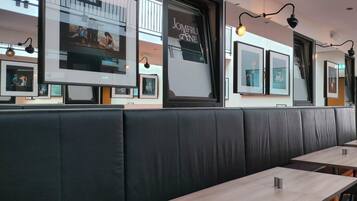 Apartment | Tempat makan