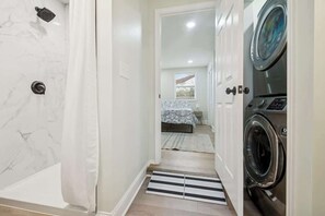 Interior - Charming 1BD 1BA, Central Loc! (Severn)