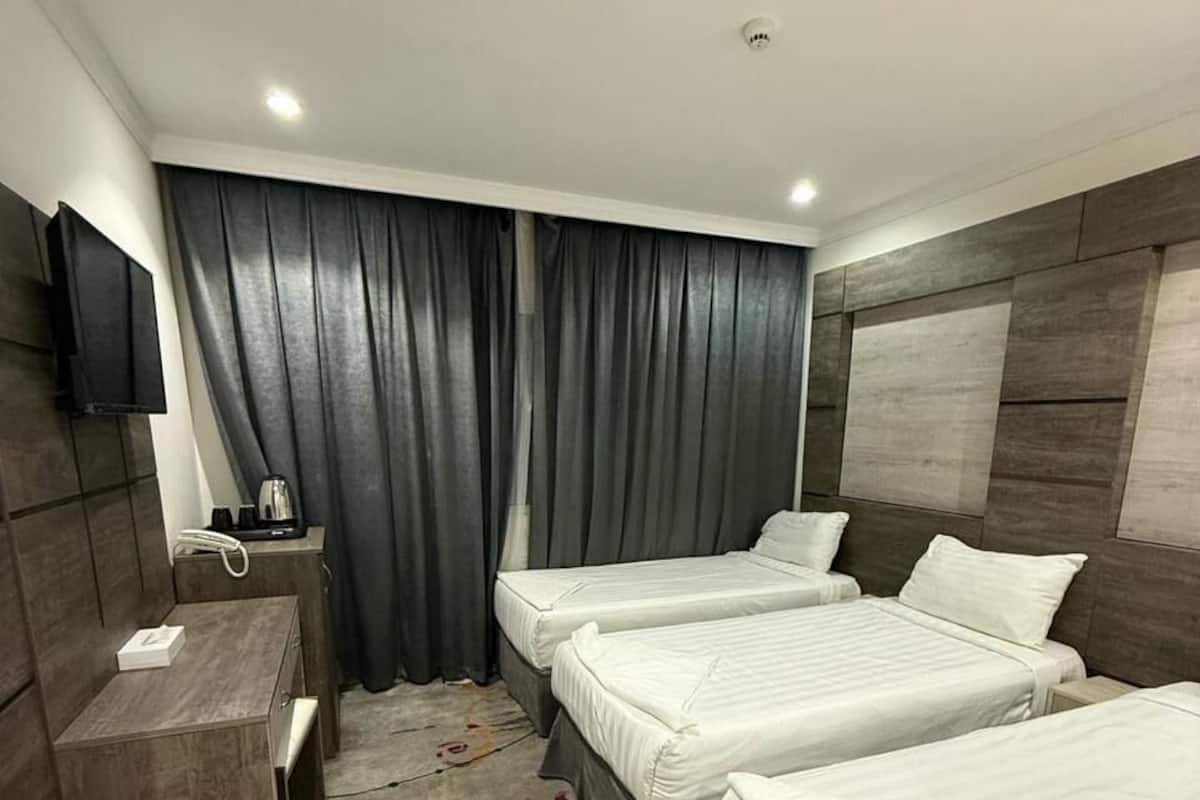 Triple Room | Free WiFi