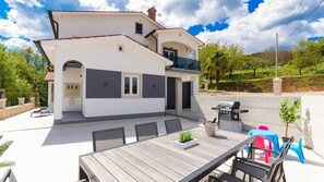 Outdoor dining - Villa Romano in Kukurini  - Haus für 6-8 Personen (Pican)