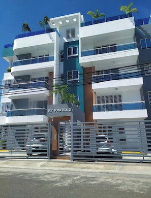 Room, 1 Bedroom, Smoking, Private Pool | Exterior - Room-elegant Private Room With Jacuzzi i (Santo Domingo Este)