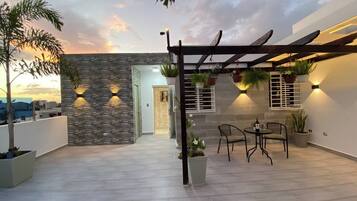 Room, 1 Bedroom, Smoking, Private Pool | Outdoor dining