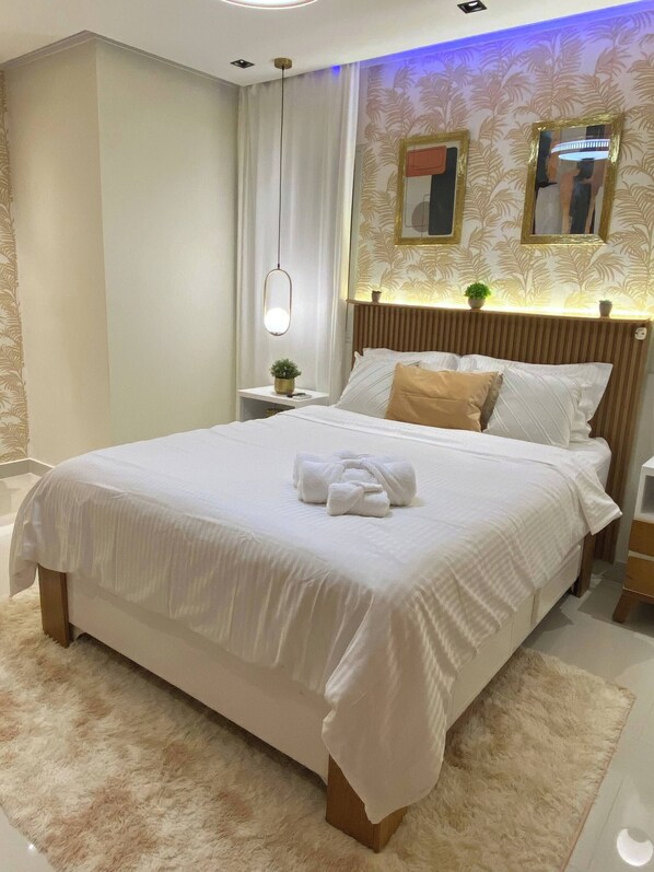 Room, 1 Bedroom, Smoking, Private Pool | 1 bedroom