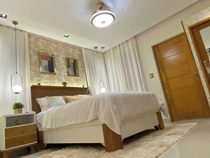 Room, 1 Bedroom, Smoking, Private Pool | 1 bedroom - Room-elegant Private Room With Jacuzzi i (Santo Domingo Este)