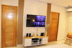 Room amenity - Room-elegant Private Room With Jacuzzi i (Santo Domingo Este)