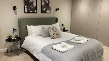 1 Schlafzimmer, Bügeleisen/Bügelbrett, kostenloses WLAN, Bettwäsche