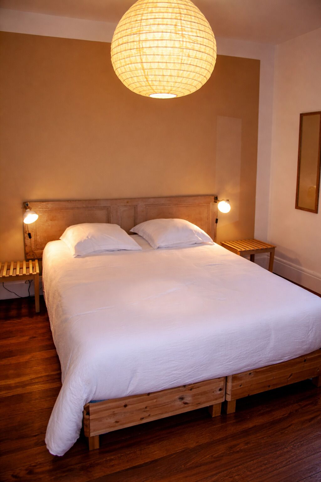 Chambre Double, salle de bains commune, vue jardin