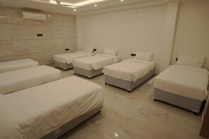 Family Room, Non Smoking | Spa - Madina Inn (Prayagraj)
