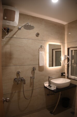 Bathroom - Madina Inn (Prayagraj)