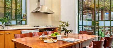 House, 3 Bedrooms, Garden View | Interior